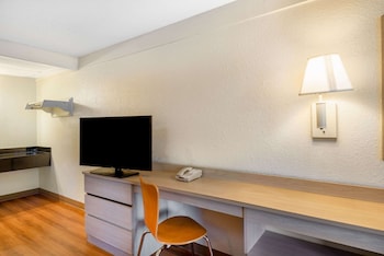 Deluxe Room, 2 Double Beds, Accessible, Non Smoking (Mobility)