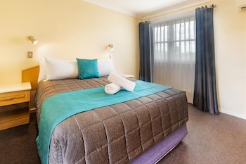 Deluxe Room, 1 Queen Bed