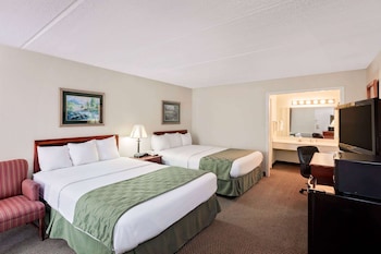 Room, 2 Queen Beds, Non Smoking