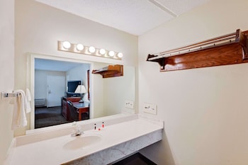 Studio Suite, 1 King Bed, Non Smoking