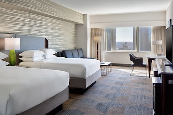 Junior Suite, Multiple Beds