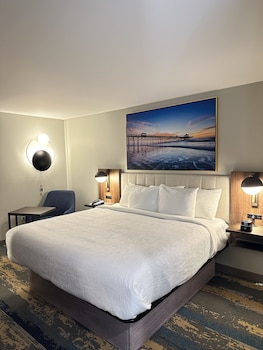 Standard Room, 1 King Bed, Non Smoking