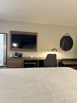 Standard Room, 1 King Bed, Non Smoking