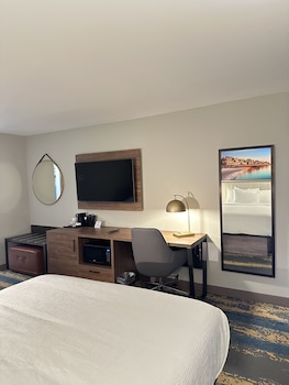 Standard Room, 2 Queen Beds, Non Smoking