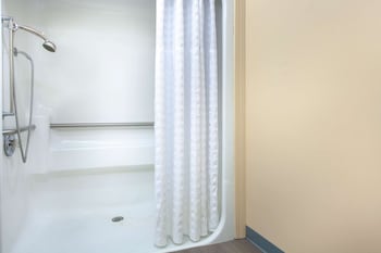 Standard Room, 2 Double Beds, Accessible, Non Smoking