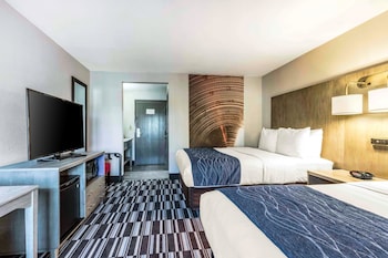 Standard Room, 2 Queen Beds, Non Smoking