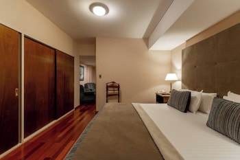 Premier Suite Superior