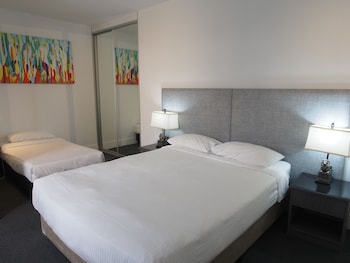 Superior Room B