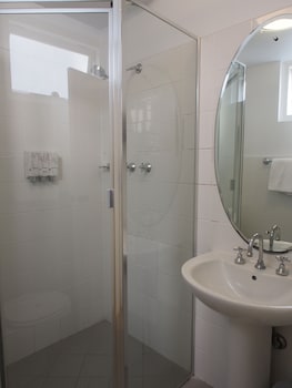 Superior Room B