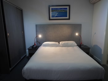 Standard Atrium Room