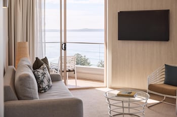 One Bedroom Ocean View Suite