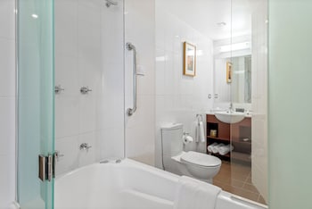 King Room with Spa Bath & Balcony