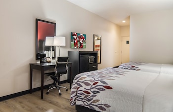 Deluxe Room, 2 Double Beds, Accessible (Smoke Free)