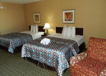 Standard Room, 2 Queen Beds, Non Smoking