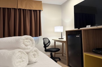 Standard Room, 1 King Bed, Non Smoking