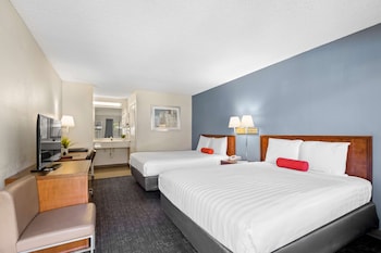 Room, 2 Queen Beds