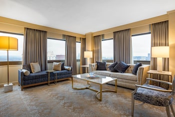 Suite, 1 Bedroom (Parlor Suite Component)