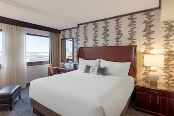 Deluxe Room, 1 King Bed