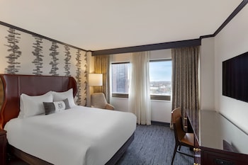Suite, 1 Bedroom (Parlor Suite Component)