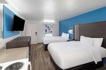 Studio Suite, 2 Double Beds, Non Smoking