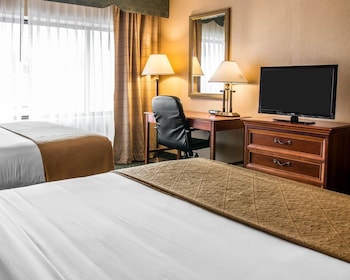 Standard Room, 2 Queen Beds, Non Smoking
