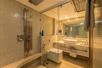 Hazel Suite