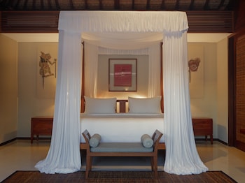Club Villa, 2 Bedrooms (Joglo Pool)