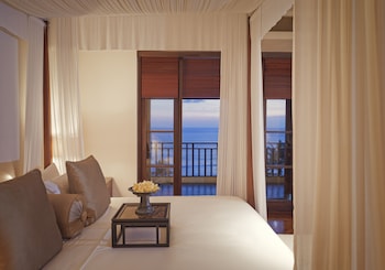 The Petitenget Suite