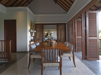 Club Villa, 2 Bedrooms (Maisonette Pool)