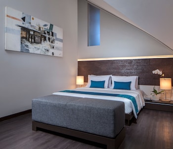 3 Bedrooms Suites with Loft