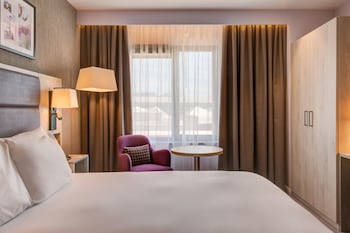 Deluxe Room, 1 King Bed