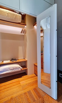 Superior Apartment, Annex Building