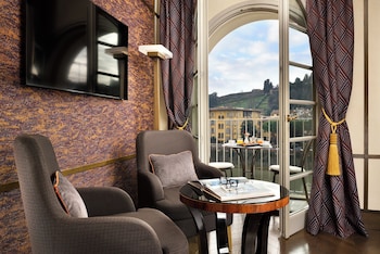 Junior Suite, Balcony, River View