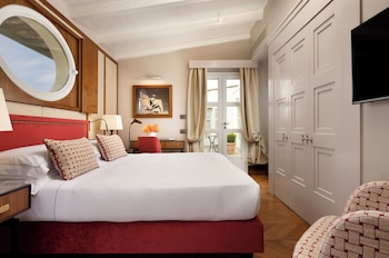 Deluxe Double or Twin Room (Premium Signoria View)