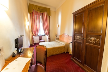 Basic Double Room (Smart)