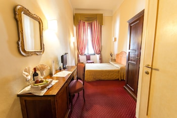 Basic Double Room (Smart)