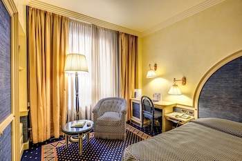 Double Room, Connecting Rooms