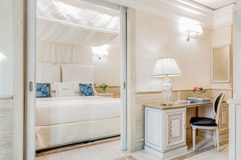 Junior Suite, City View