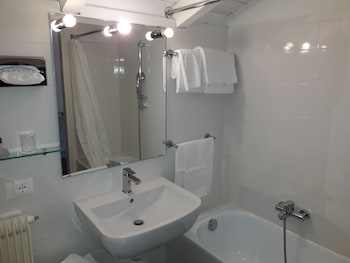 Classic Double or Twin Room