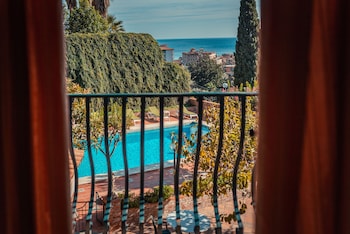 Superior Double or Twin Room, Sea View
