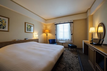 Twin Room (Symphony)