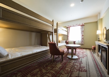 Quadruple Room (Party 4)