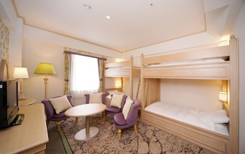 Quadruple Room (Party 4)