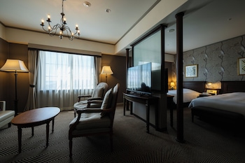 Junior Room (Suite)