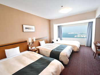 Deluxe Quadruple Room, Non Smoking, Corner