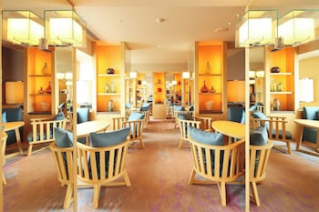 [18~19F] [G7] [Club Floor] Luxury Room With View Bath, Non Smoking
