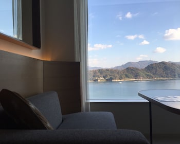 [16~17F] [Premium Floor] King Bed Room, Non Smoking