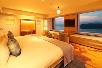 [18~19F] [G7] [Club Floor] Premium Deluxe Twin Room, Non Smoking