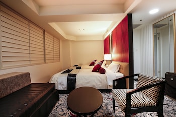 Executive Deluxe Twin Room - Non-Smoking