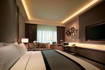 Deluxe Room, 1 King Bed